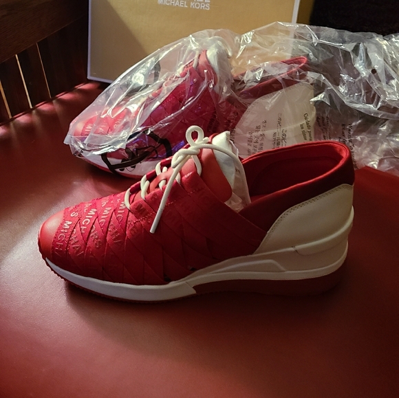 michael kors cydney trainer sneakers